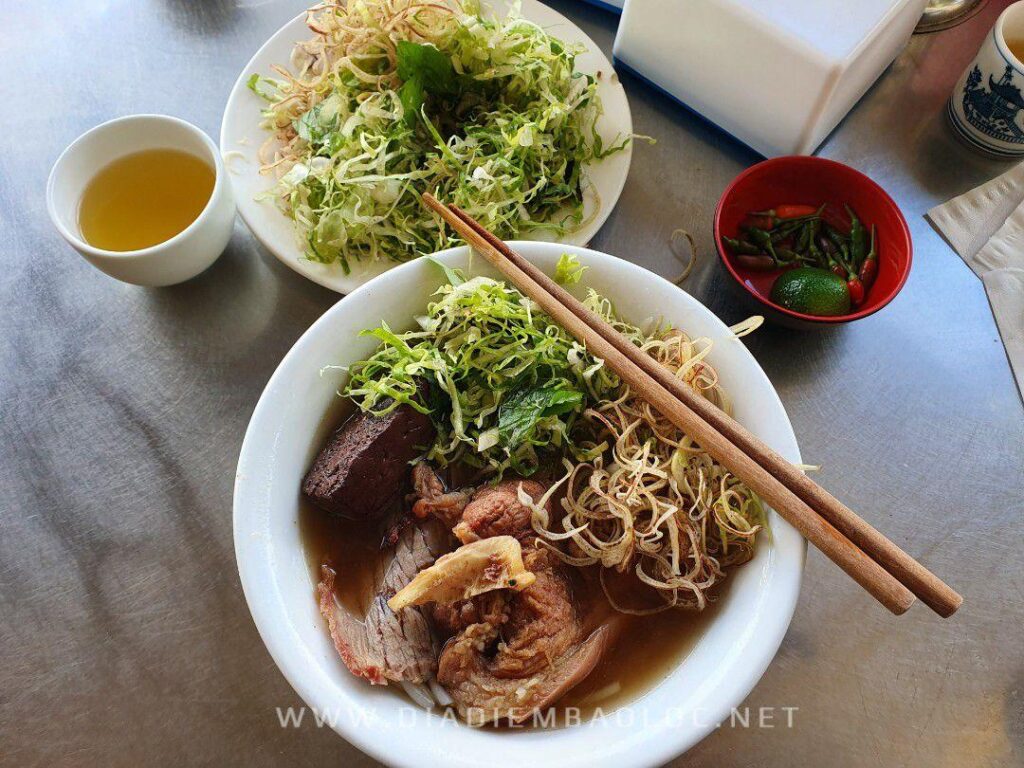 Bún Bò Nhà Thờ - ảnh 1