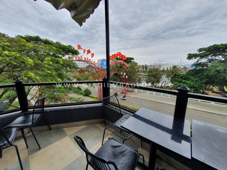 Aroma Caffee House 4