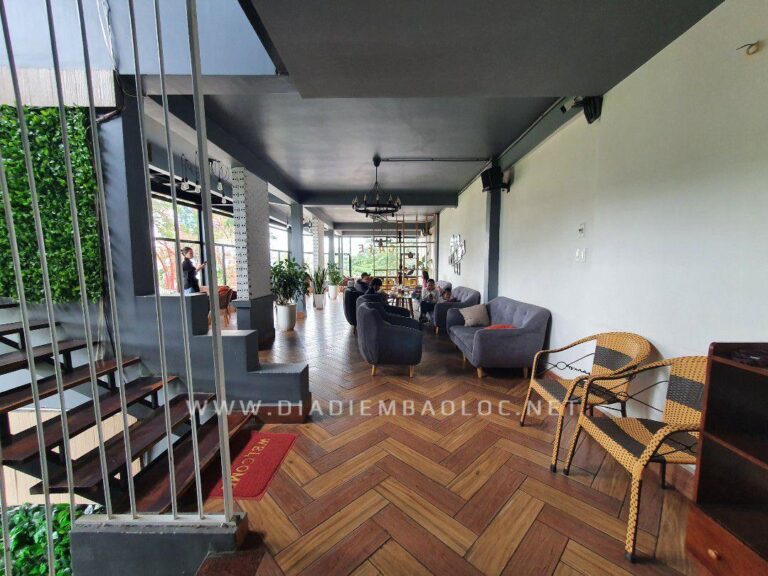 Aroma Caffee House 2