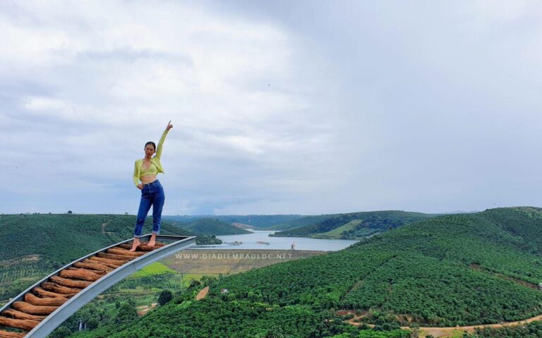 Đập Daklong Thượng 5