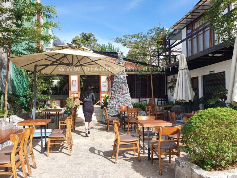 B’laca Coffee 19