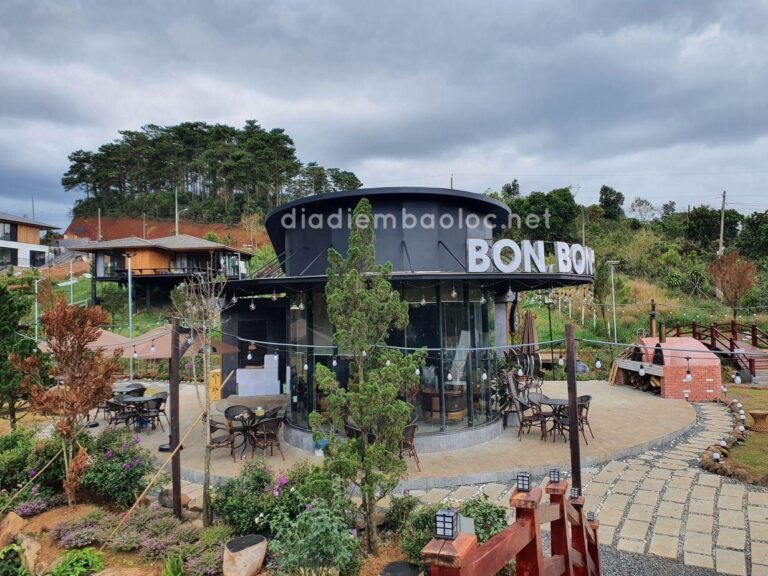 Bon Bon Coffee & Pizza 2