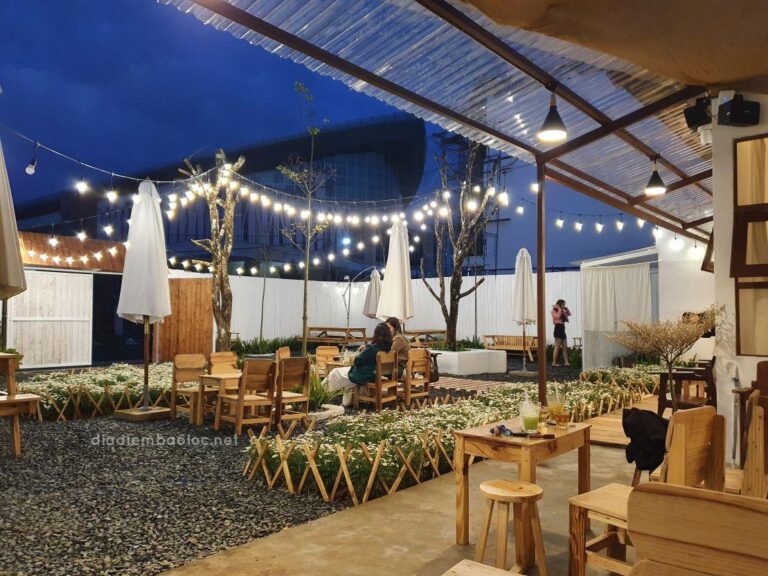 LeCii Cafe 13