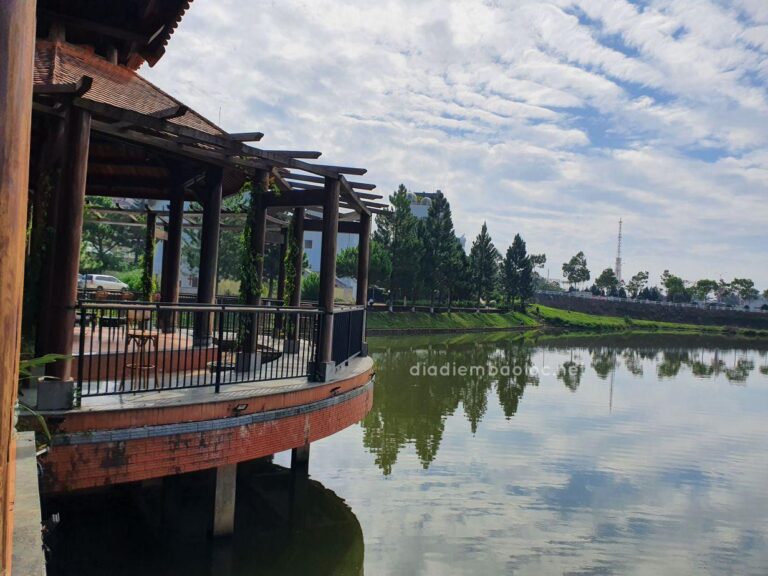 Amavi Tea House 7