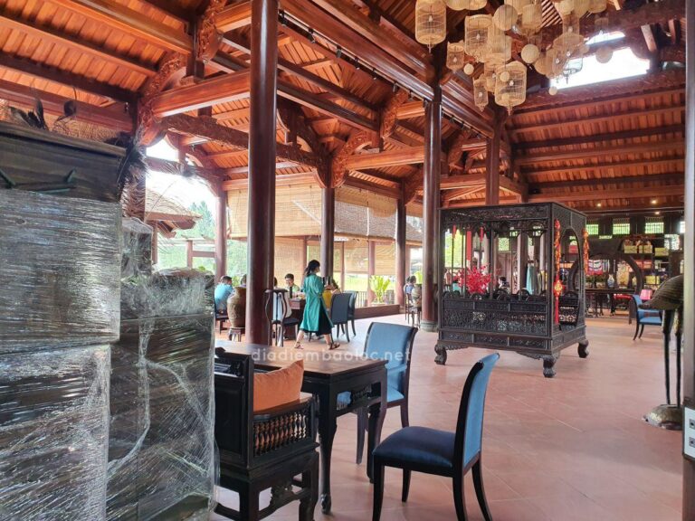 Amavi Tea House 10