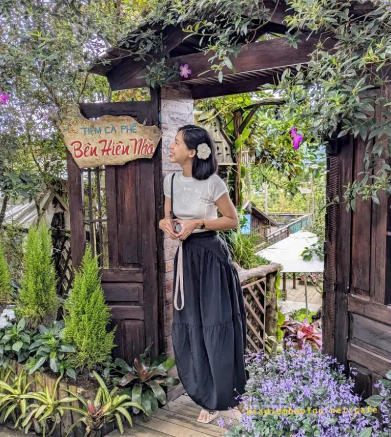 Bên Hiên Nhà 3