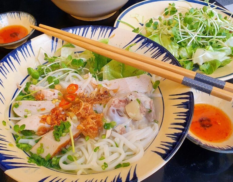 Tiệm Ăn Hoàng Ngân 1