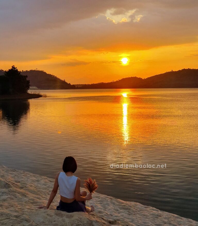 Bãi Cát Hồ Ngọc 7