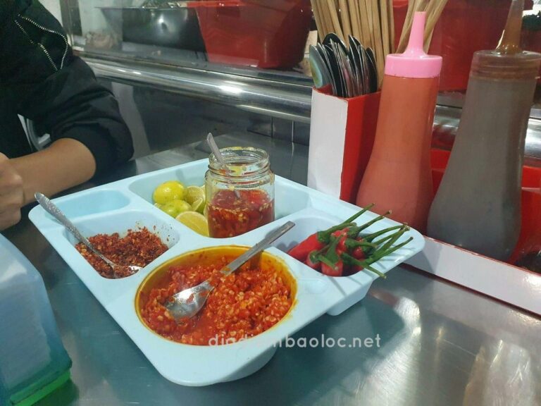 Hủ Tíu Ti 817 5