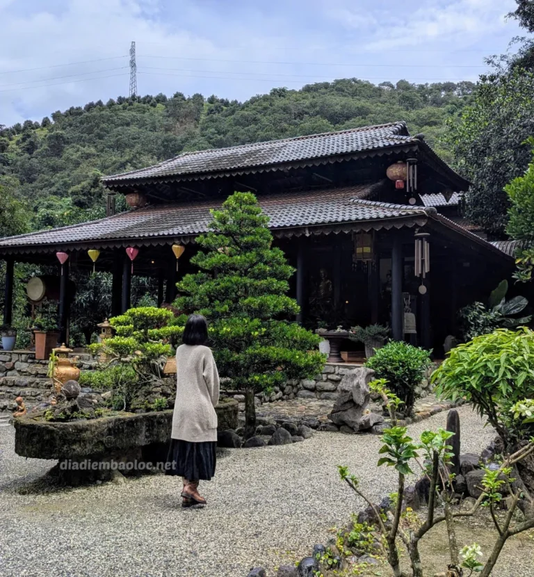 Thiền Trang Trúc Lâm Đông Tuệ 3