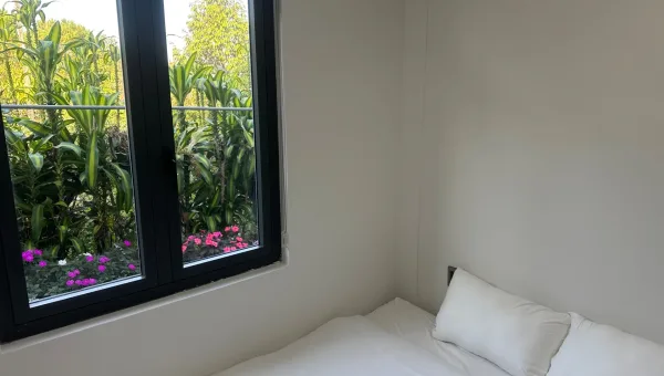 Lake House - ảnh 2